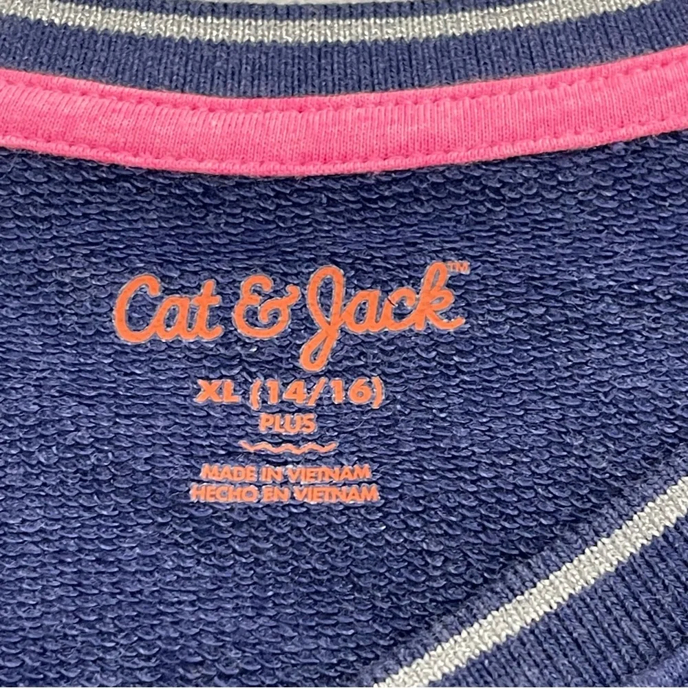 CAT & JACK NIGHT SHIRT YOUTH GIRLS SIZE 14/16 XLARGE.